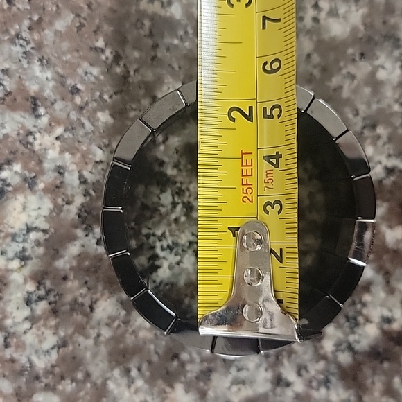 Robert Demeglio black Ceramic stretch Bracelet whit 1 Diamonds station in 18k - Picture 6 of 6